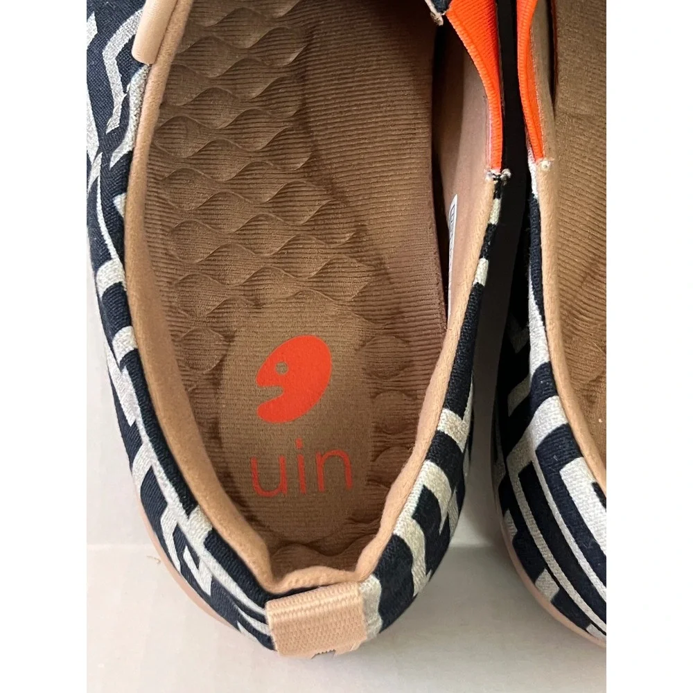 UIN Mens Maze Pattern Canvas Slip On Travel Shoes Black White M1109277 Size 9